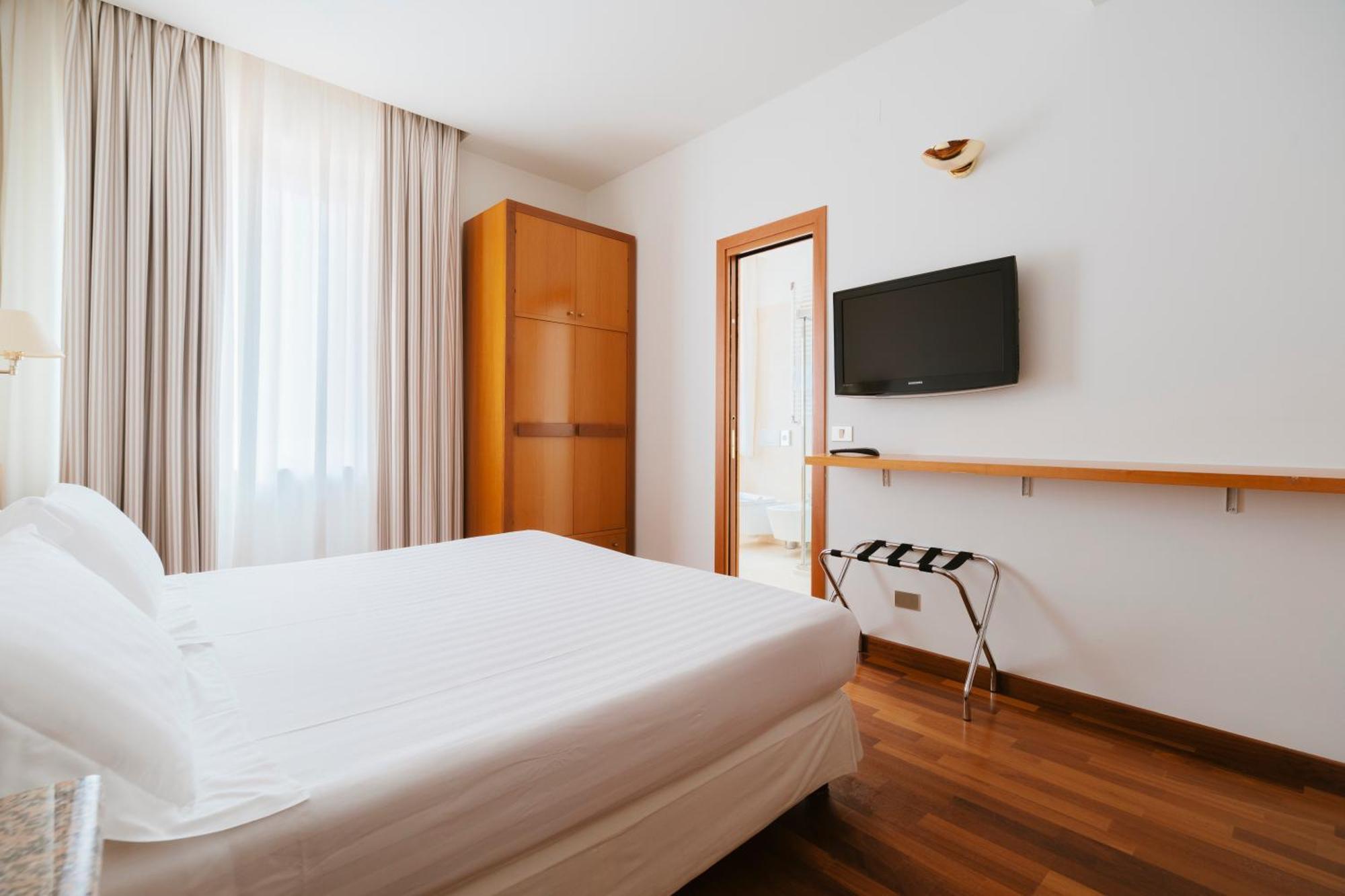Hotel Miramare Civitanova Marche Eksteriør billede
